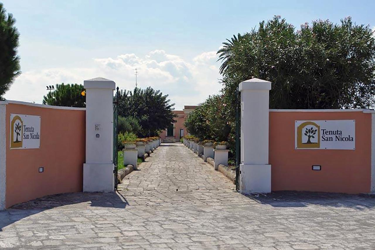 Tenuta San Nicola Novoli Exteriör bild
